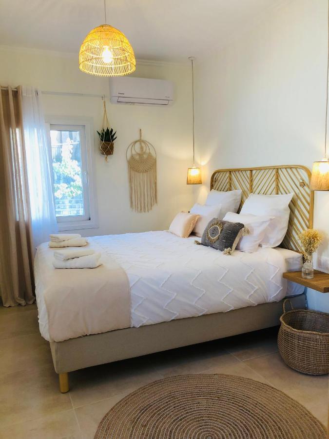 La Maisonette House In The Heart Of Liapades Close To Rovinia Beach & Paleokastritsa ภายนอก รูปภาพ