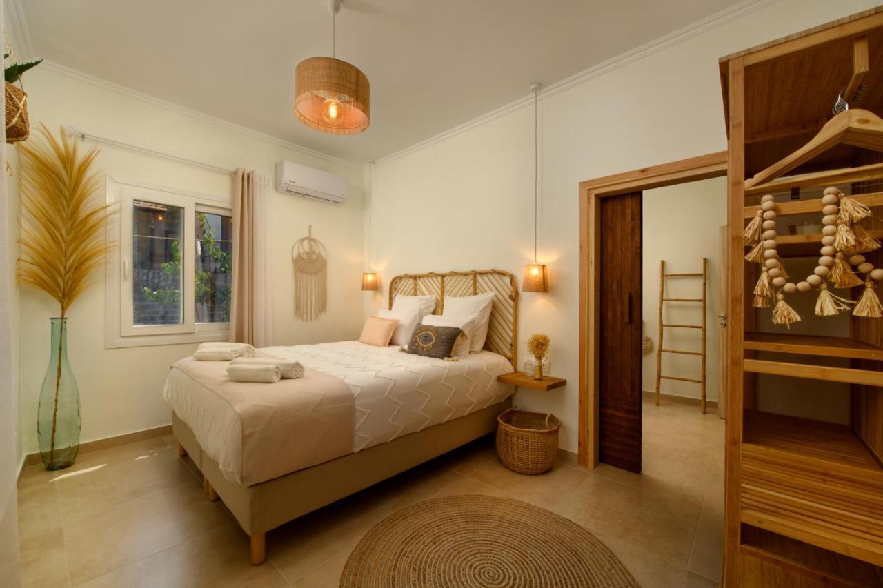 La Maisonette House In The Heart Of Liapades Close To Rovinia Beach & Paleokastritsa ภายนอก รูปภาพ