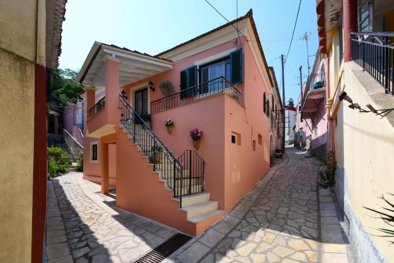 La Maisonette House In The Heart Of Liapades Close To Rovinia Beach & Paleokastritsa ภายนอก รูปภาพ